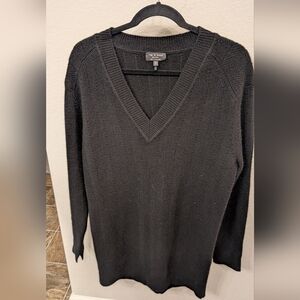 Rag & Bone Black V-Neck Sweater Timeless Elegance
